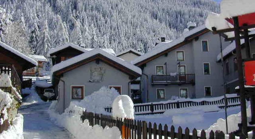Hotel Meublè Lo Miete Viei Champoluc Camera foto